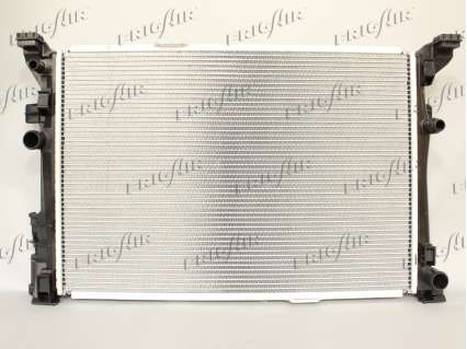 RAD. INFINITY Q30/MERCEDES W176-W246