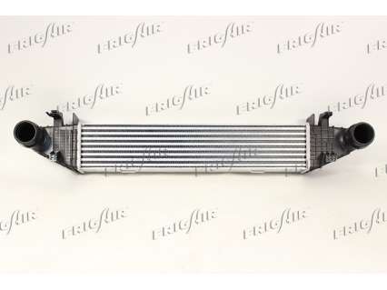 INT. MERCEDES CLASS C - E 180 - 200 07>