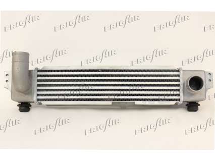 INT. KIA SORENTO 2.5 CRDI 02>