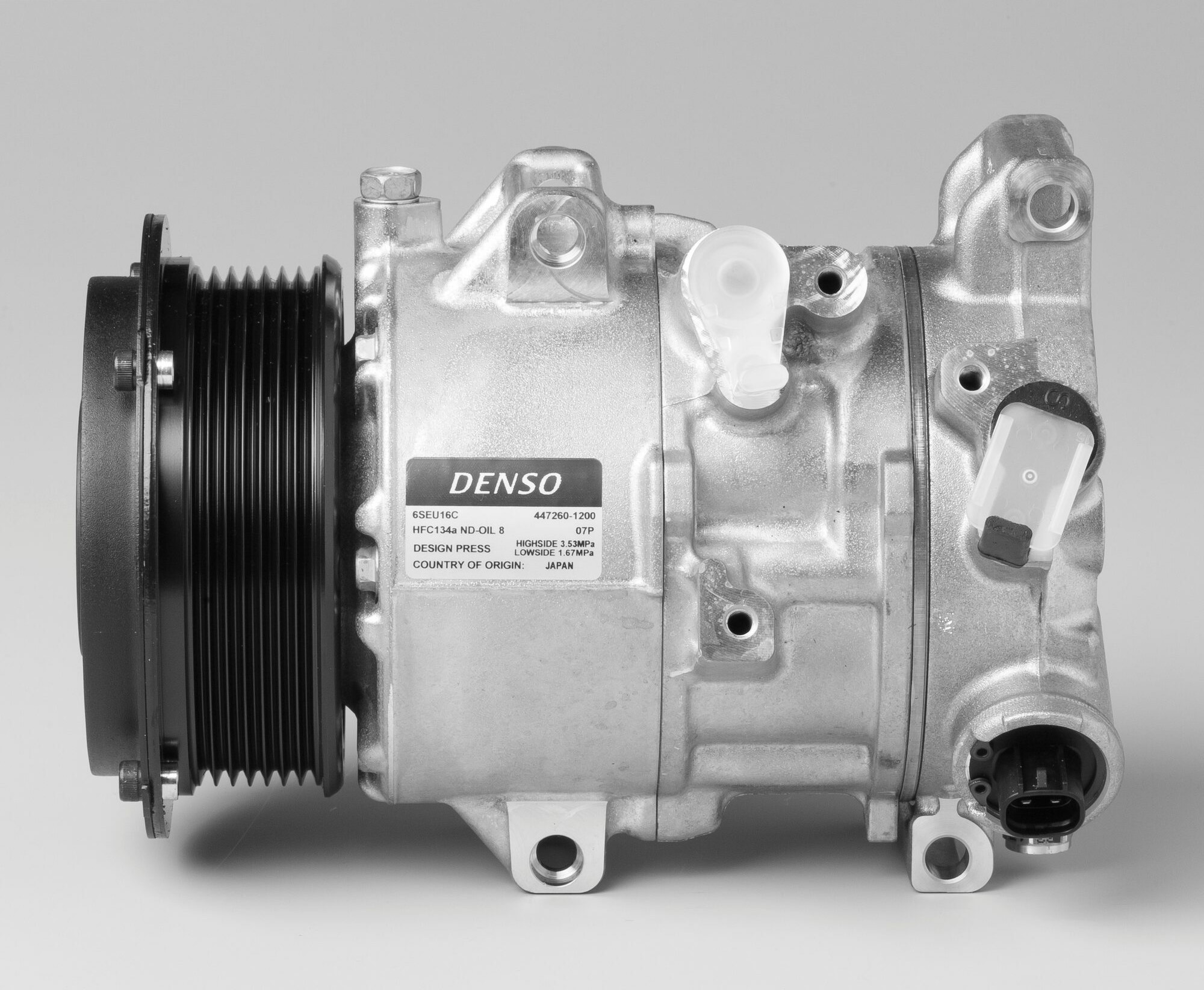 COMP. TOYOTA HIACE BUS H200