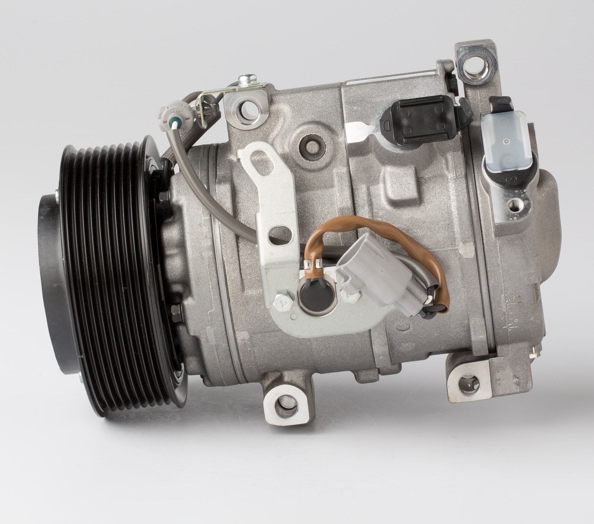 COMP. TOYOTA LAND CRUISER 200