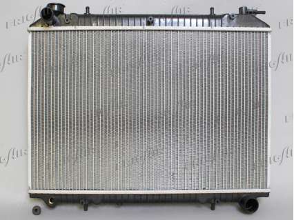 RAD. NISSAN SERENA - VANETTE 1.6-2.0 BZ-2.3 D 95>